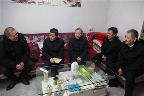 -1-200120162301O0.jpg